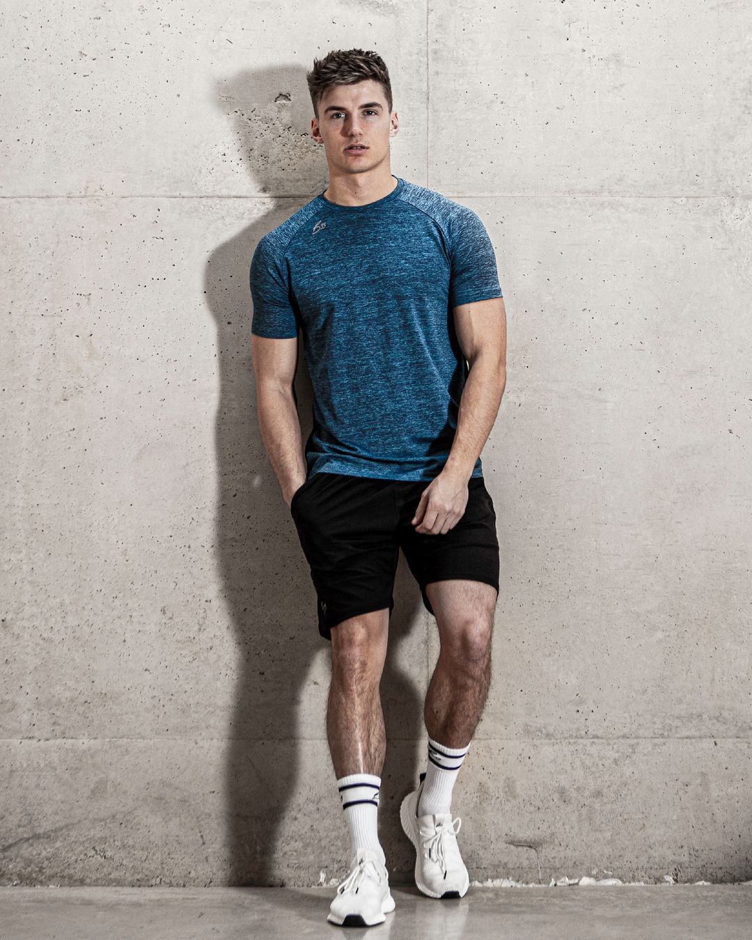 ACTIVEWEAR Image